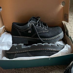 Sketchers party mates black size 8